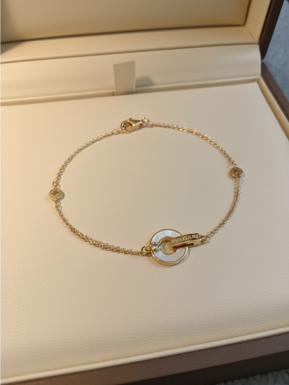 Gold and Mother-of-Pearl Disc Bracelet